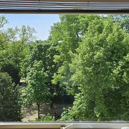 Park Flat Am Hofgarten Apartment