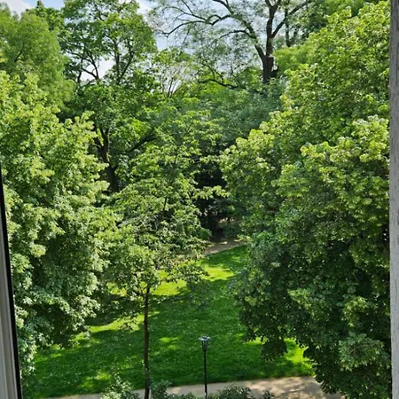 Park Flat Am Hofgarten Apartment